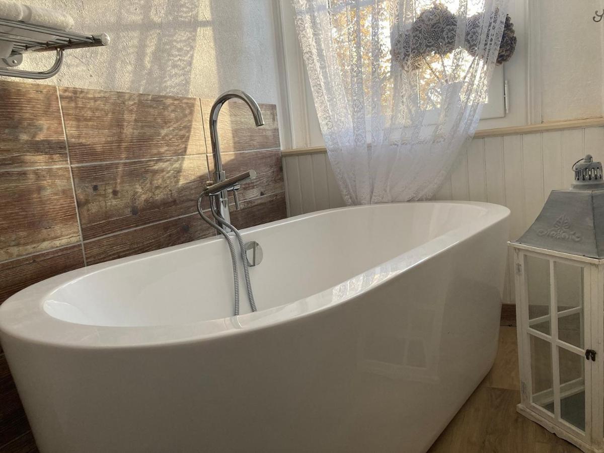 Château Marith - Etablissement climatisé avec Piscine Hotel Clairac  Exterior foto